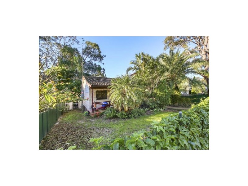 16 Greenway Avenue, Mannering Park NSW 2259