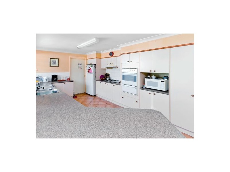 5 Elder Close, Kanwal NSW 2259