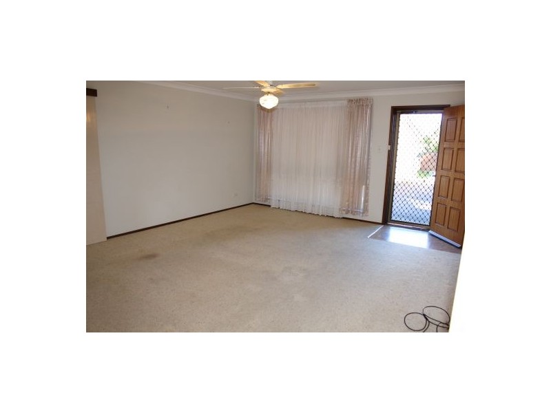 1/1-3 Athol Street, Toukley NSW 2263