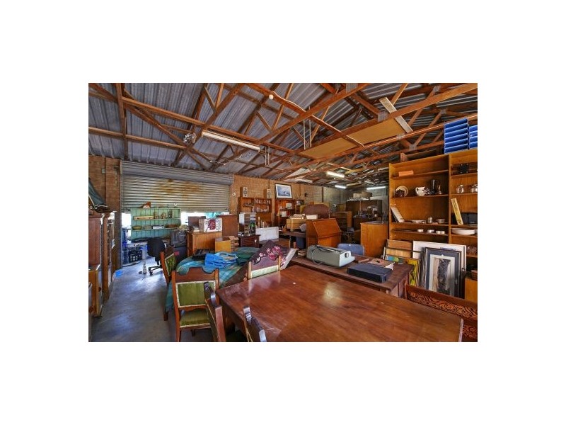 305 Main Road, Toukley NSW 2263