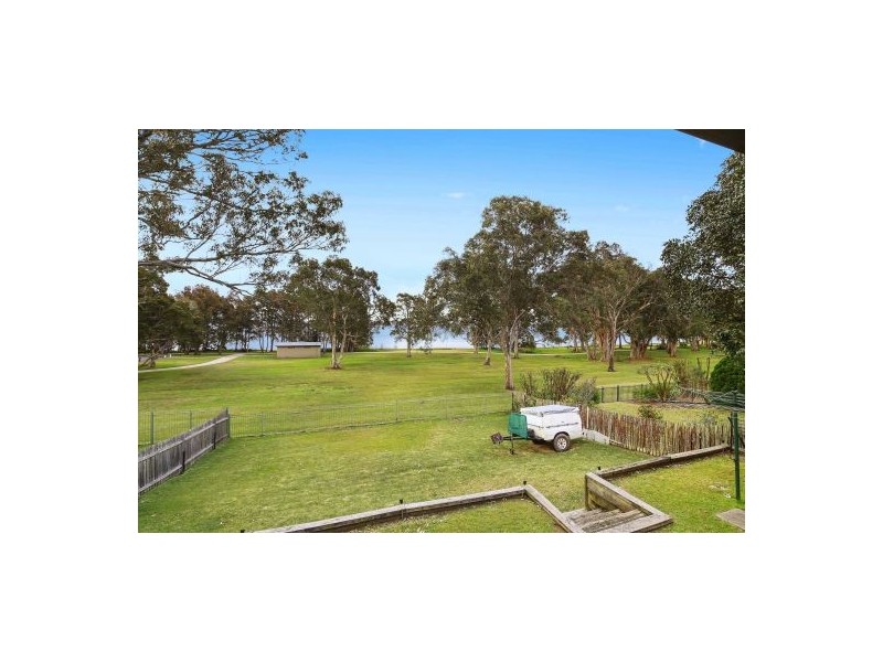 22 Leonard Avenue, Toukley NSW 2263