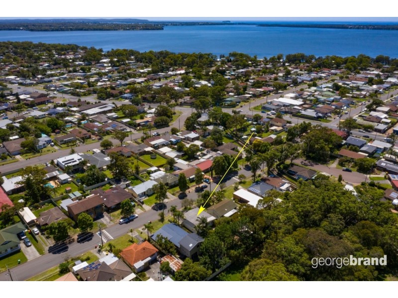 54 Robson Avenue, Gorokan NSW 2263