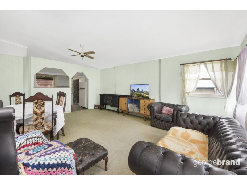 54 Robson Avenue, Gorokan NSW 2263