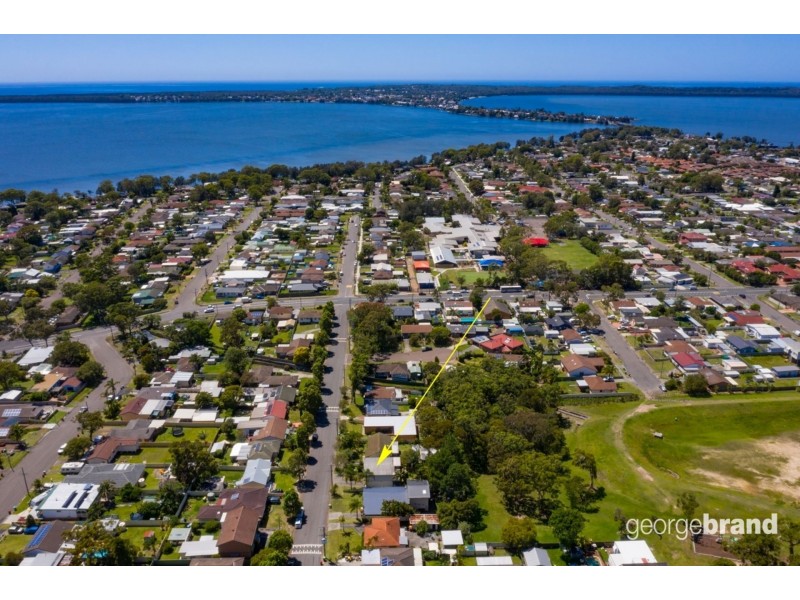 54 Robson Avenue, Gorokan NSW 2263