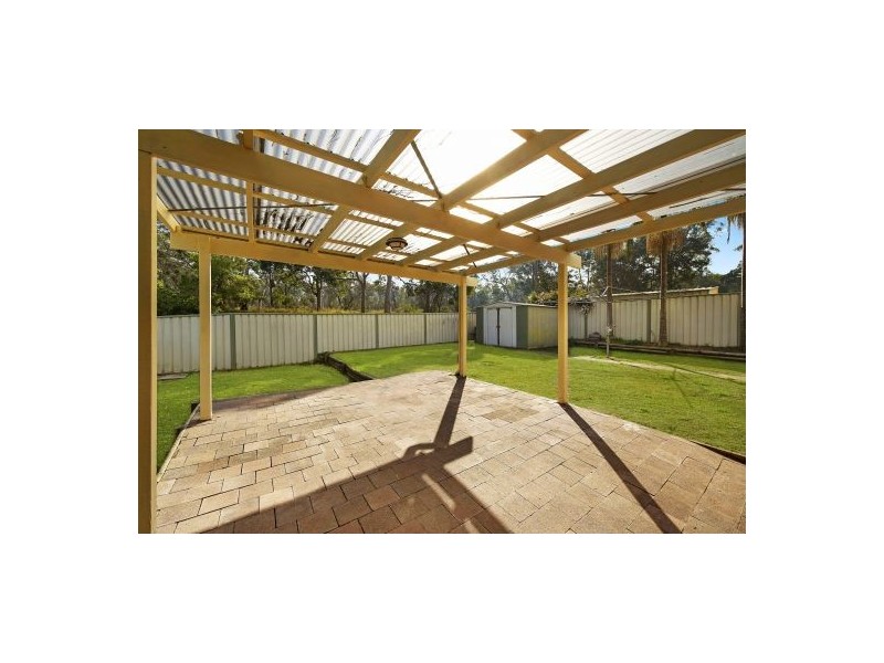 2 Carmel Avenue, Budgewoi NSW 2262