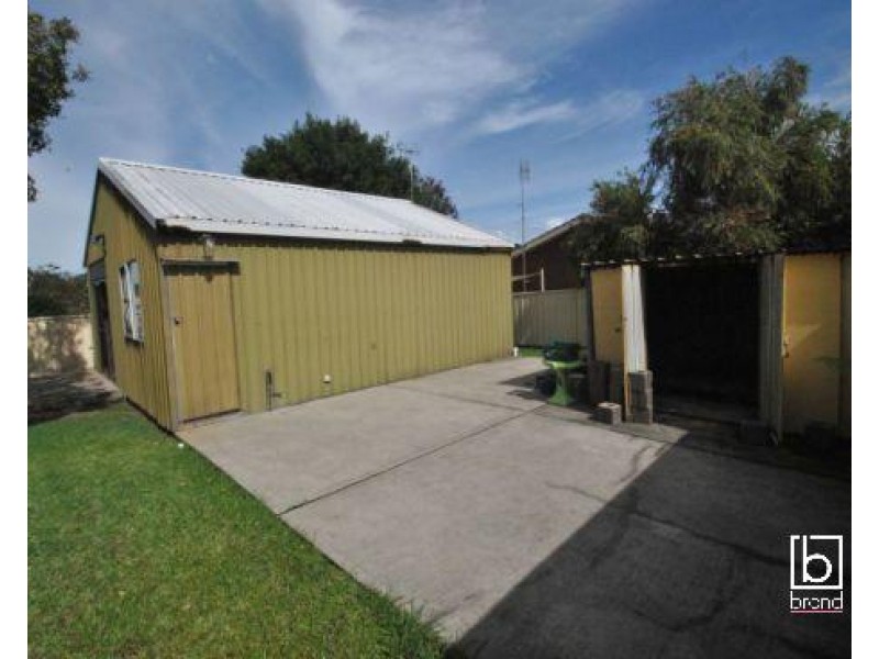 16a Athol Street, Toukley NSW 2263
