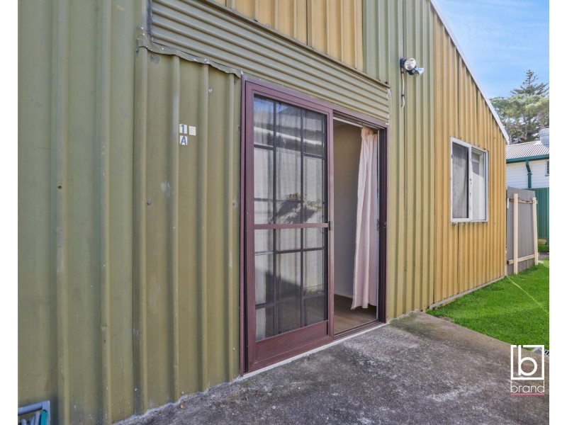 16a Athol Street, Toukley NSW 2263