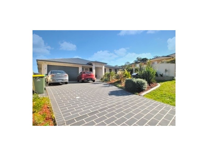 25 Wallum Crescent, Woongarrah NSW 2259