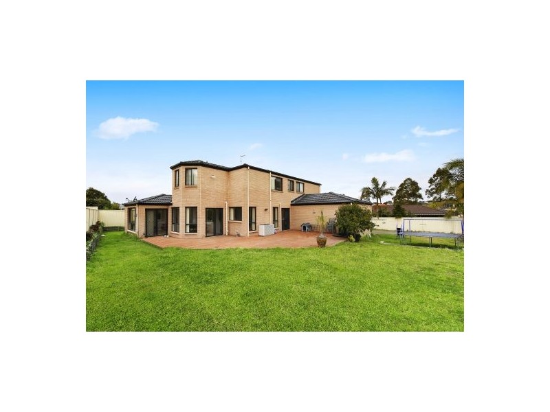 13 Highcliff Close, Woongarrah NSW 2259