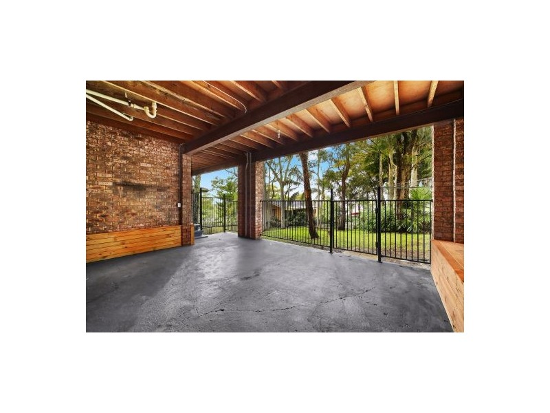 4 Leslie Avenue, Gorokan NSW 2263
