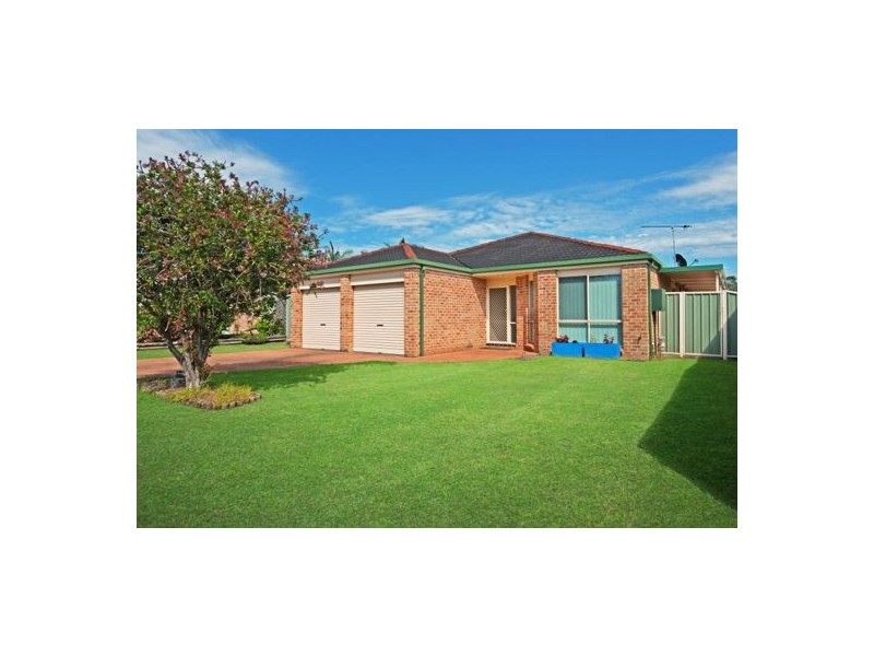 12 Candlewood Close, Kanwal NSW 2259