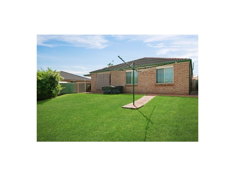 12 Candlewood Close, Kanwal NSW 2259