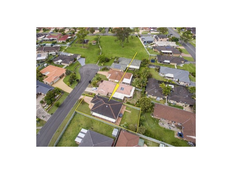 12 Candlewood Close, Kanwal NSW 2259