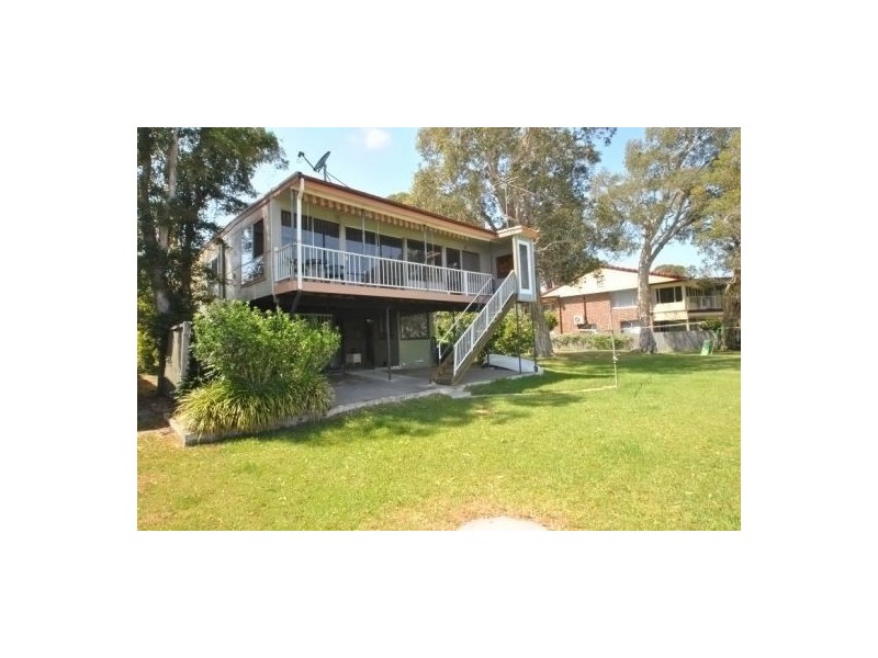 80 Leonard Avenue, Toukley NSW 2263