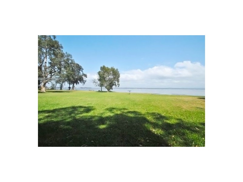 80 Leonard Avenue, Toukley NSW 2263