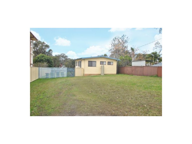 9 Nacooma Road, Buff Point NSW 2262