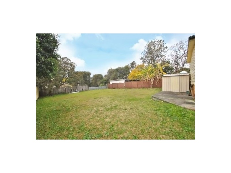 9 Nacooma Road, Buff Point NSW 2262