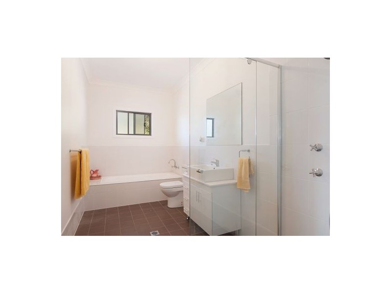 32 Karalee Street, Wadalba NSW 2259