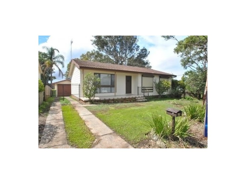 31 Minnamurra Road, Gorokan NSW 2263
