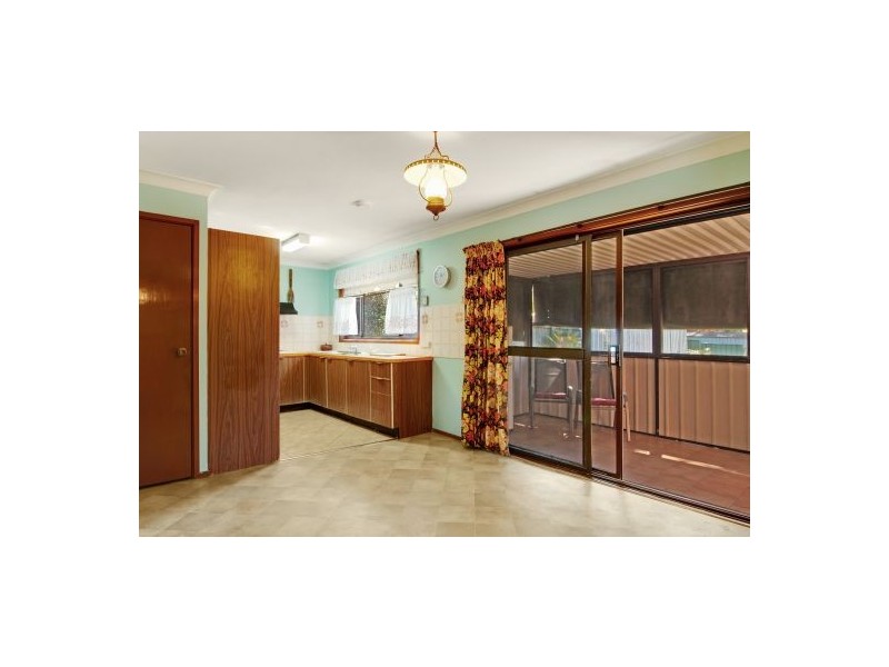 7 Jetty Avenue, Charmhaven NSW 2263