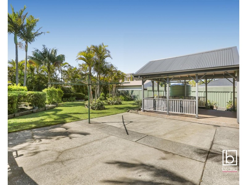 6 Dyson Drive, Norah Head NSW 2263