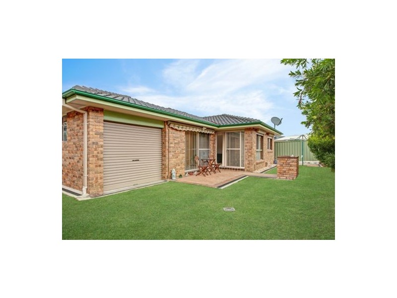 1/13 Meredith Close, Norah Head NSW 2263