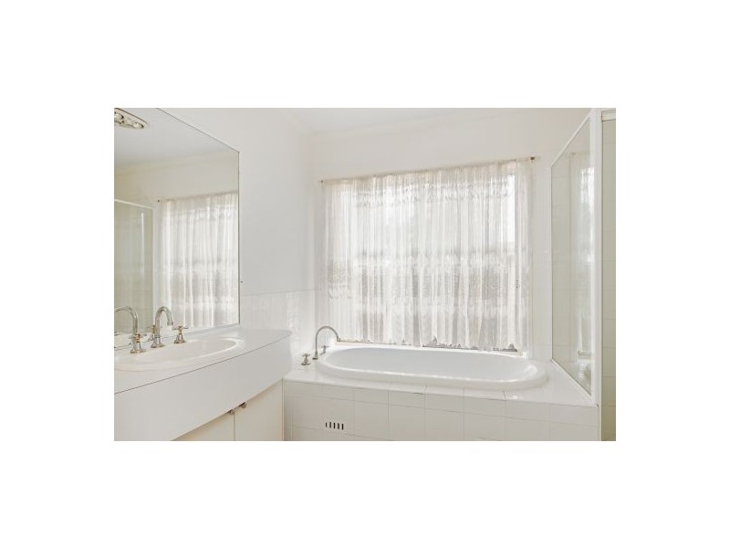 7 Daintree Crescent, Blue Haven NSW 2262