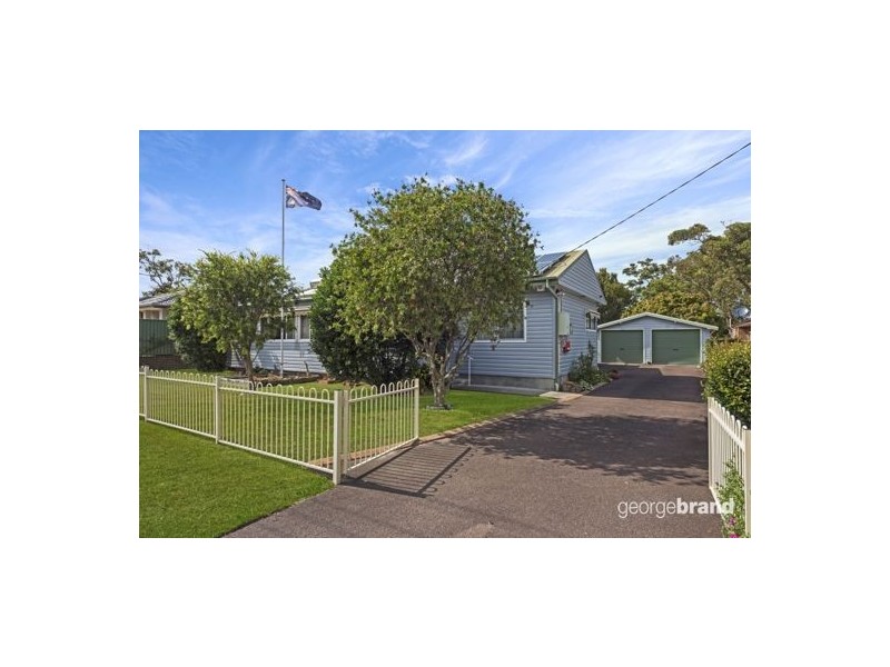 11 Belbowrie St, Canton Beach NSW 2263