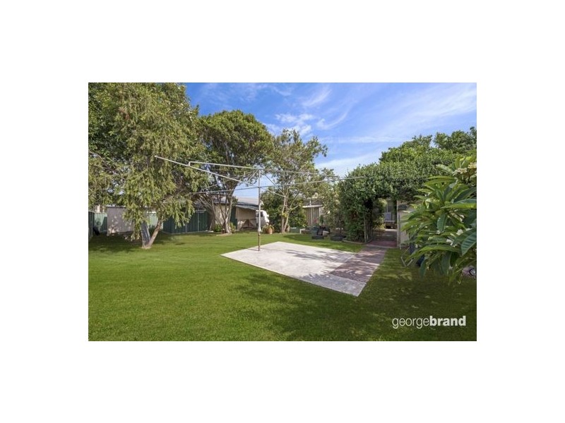 11 Belbowrie St, Canton Beach NSW 2263