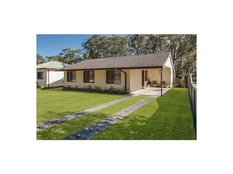 32 Evans Road, Canton Beach NSW 2263