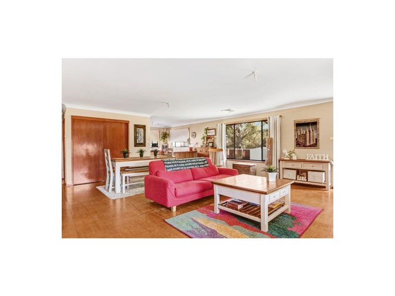 32 Evans Road, Canton Beach NSW 2263