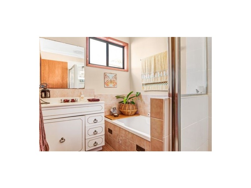 32 Evans Road, Canton Beach NSW 2263