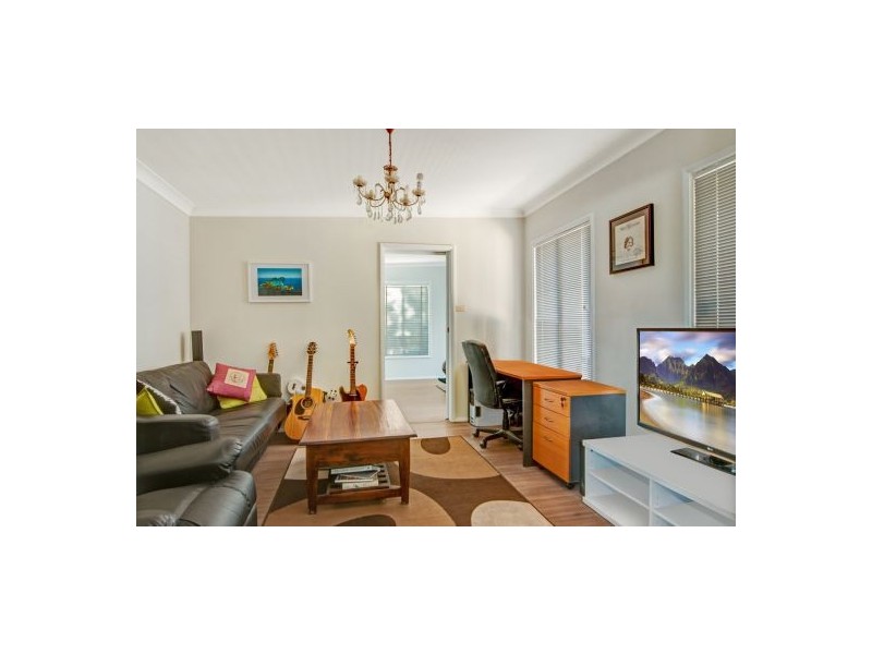 23 Kantara Road, Canton Beach NSW 2263