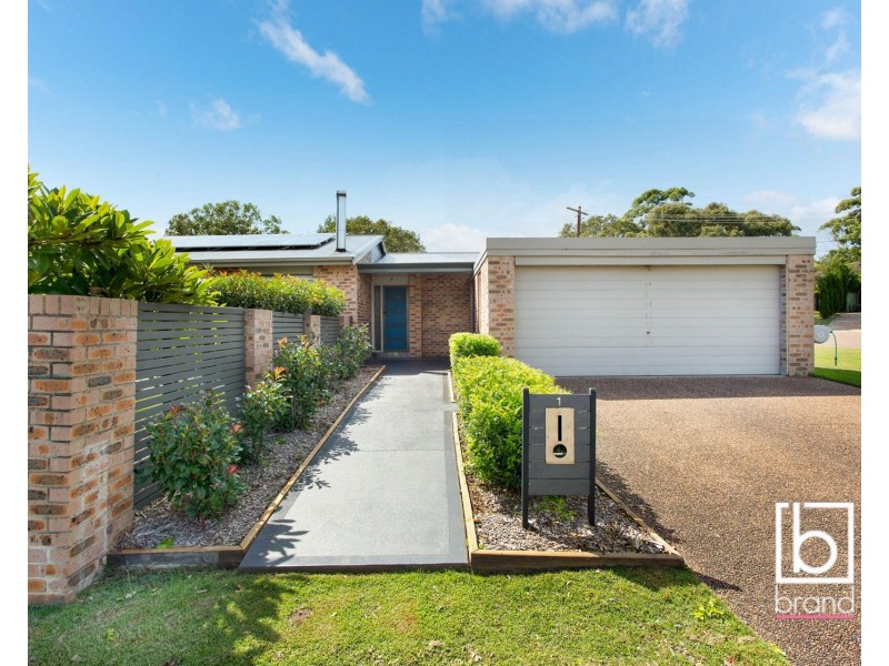 1 Boree Close, Noraville NSW 2263