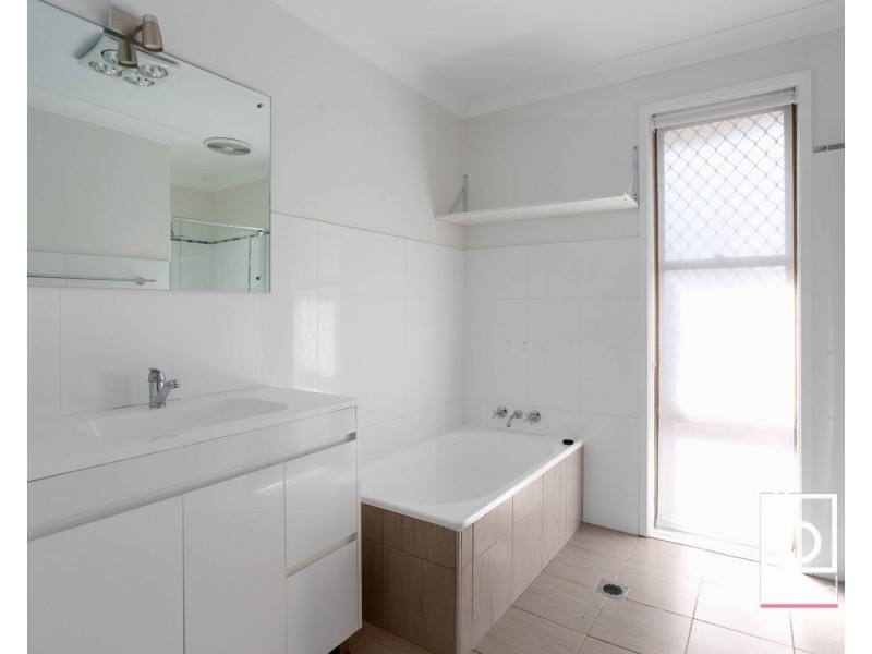 1 Boree Close, Noraville NSW 2263