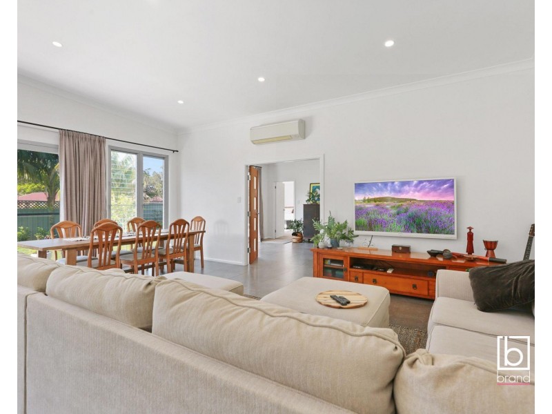 26 Barnard Crescent, Toukley NSW 2263