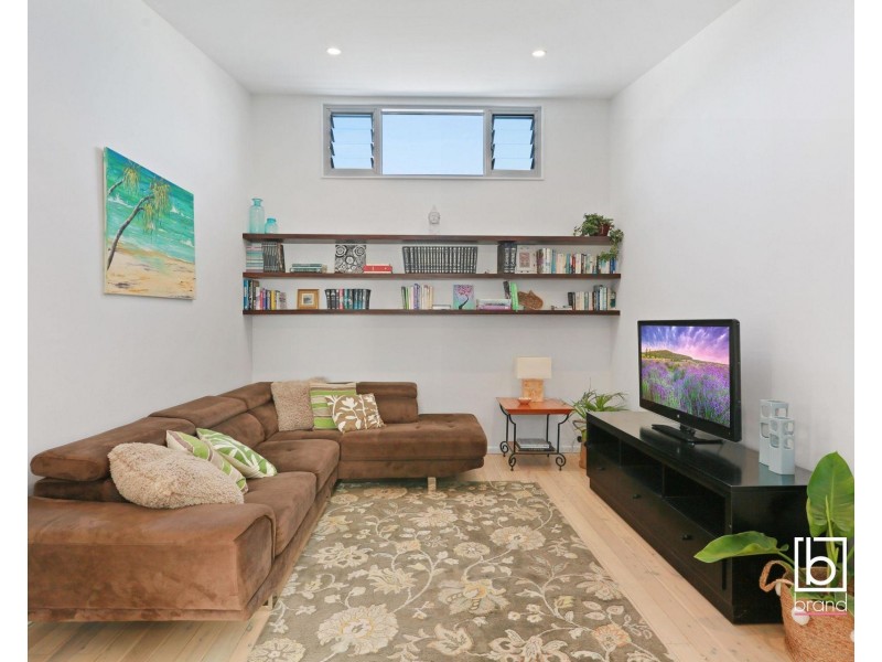 26 Barnard Crescent, Toukley NSW 2263