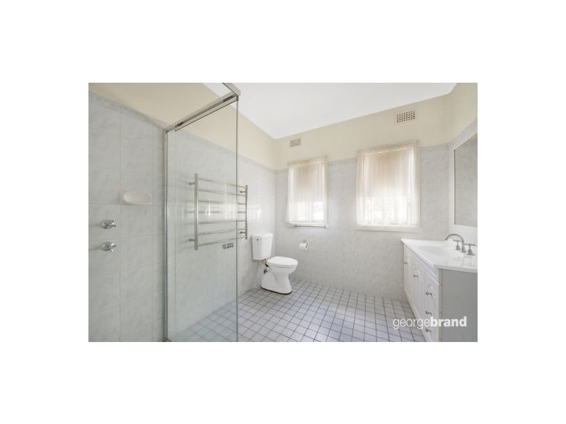 14 Canton Beach Rd, Toukley NSW 2263