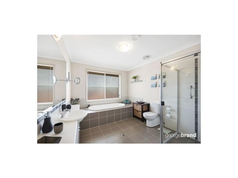16 Canton Beach Rd, Toukley NSW 2263