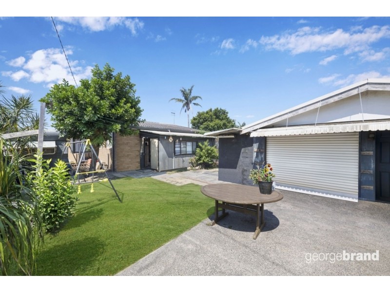 2 Cross Street, Toukley NSW 2263