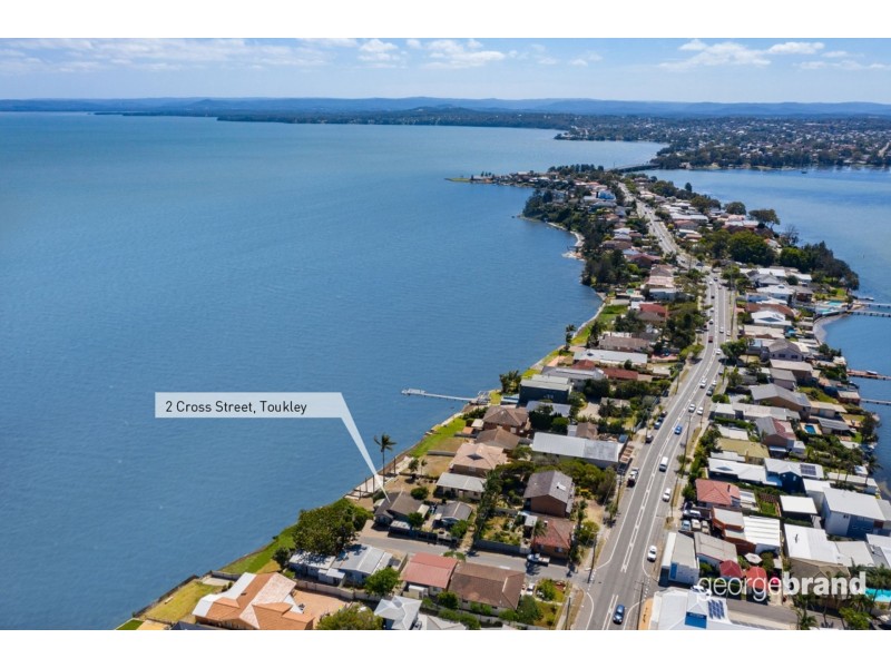 2 Cross Street, Toukley NSW 2263