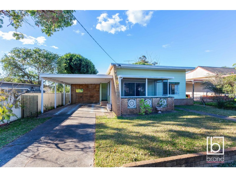 2 Fifth Avenue, Toukley NSW 2263