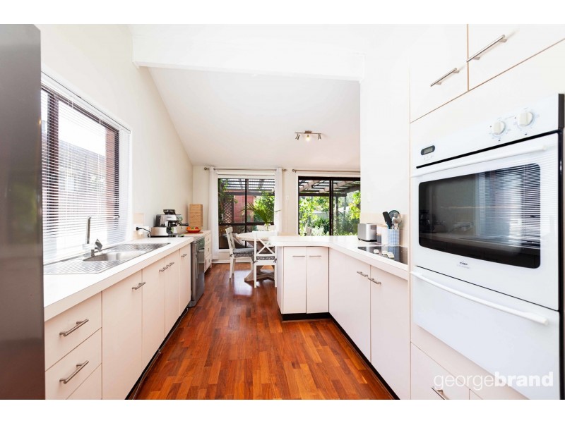 20 Fourth Avenue, Toukley NSW 2263