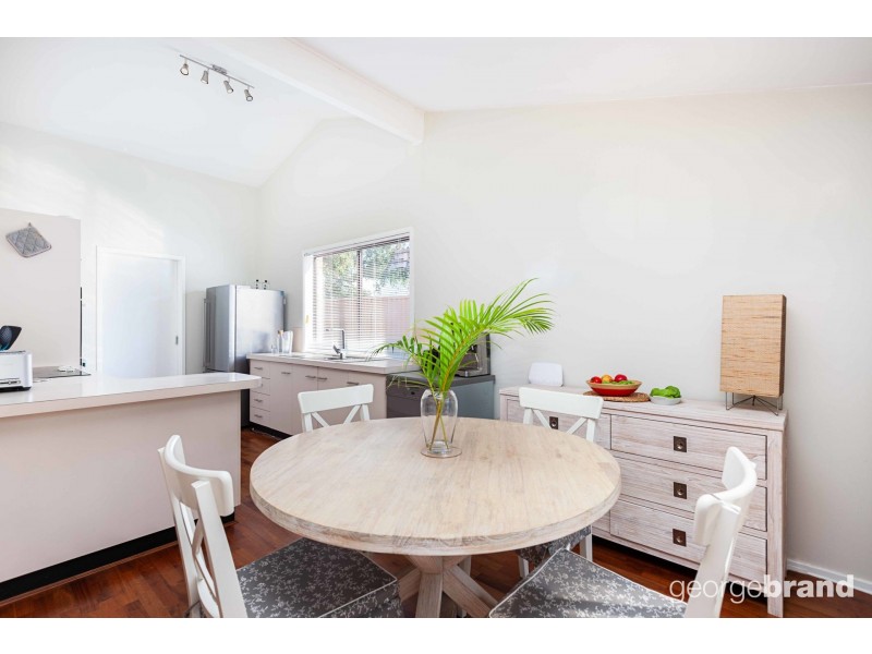 20 Fourth Avenue, Toukley NSW 2263