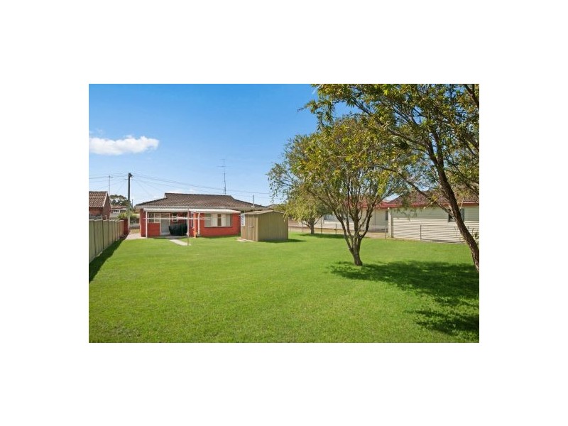 36 Fravent Street, Toukley NSW 2263