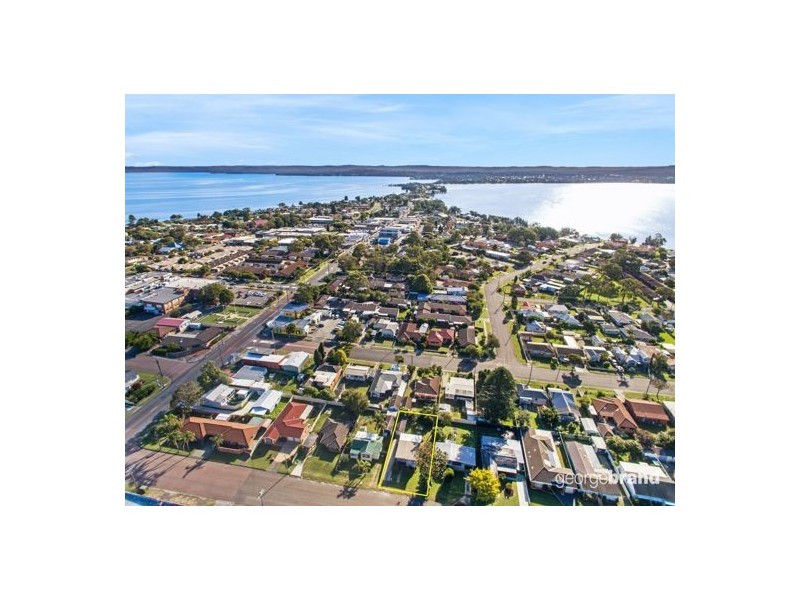 8 Glenavon Street, Toukley NSW 2263