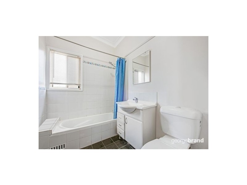 8 Glenavon Street, Toukley NSW 2263