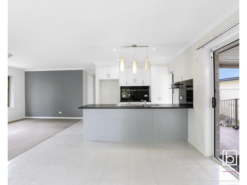 17 Hammond Road, Toukley NSW 2263