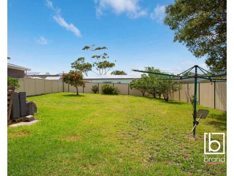 27 Holmes Avenue, Toukley NSW 2263