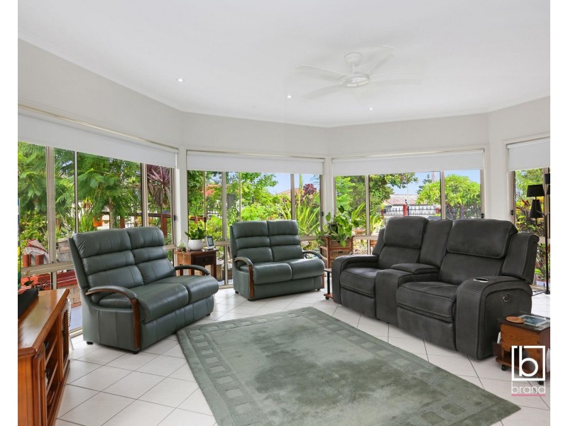 34 Holmes Avenue, Toukley NSW 2263